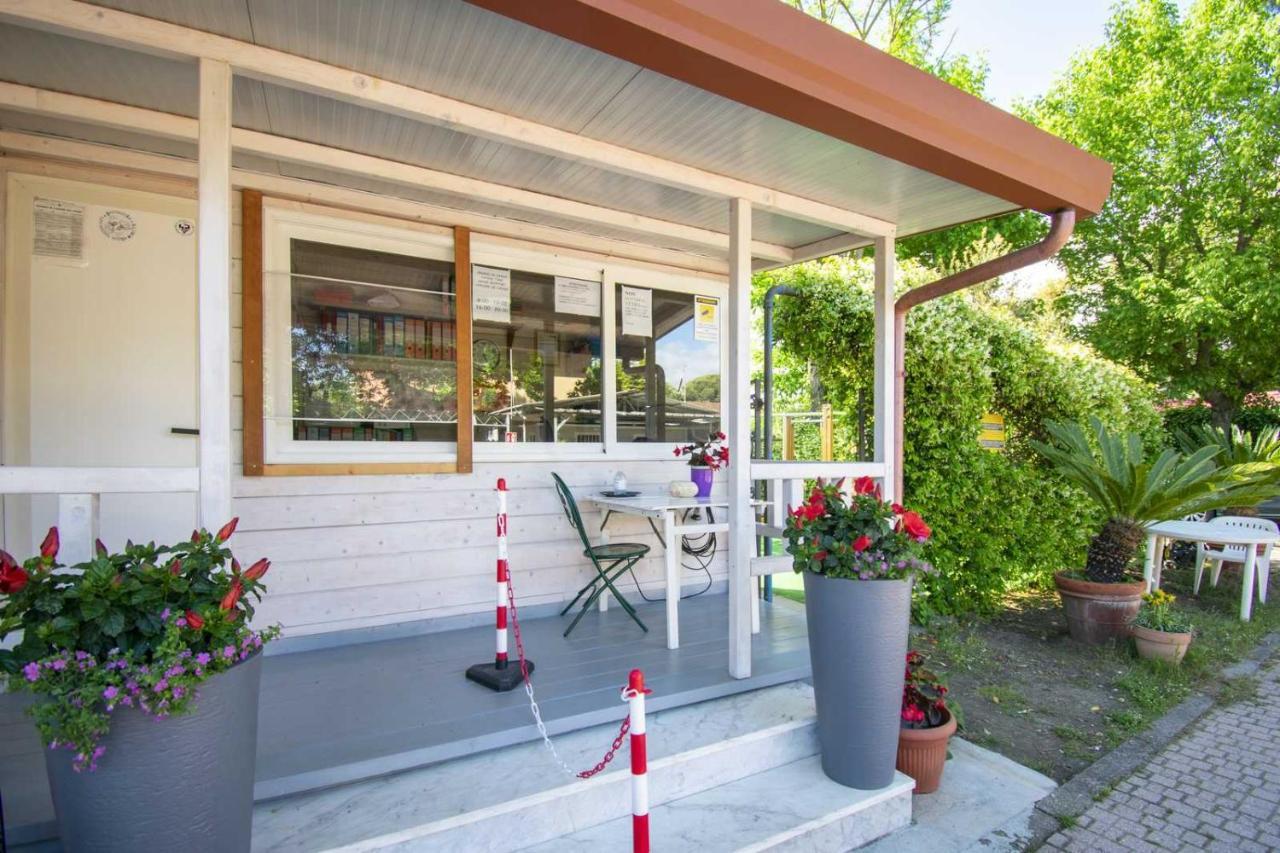 Camping Linus Marina di Massa Exterior foto